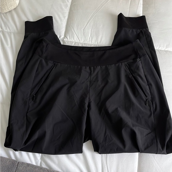 Athleta Pants - black athleta joggers